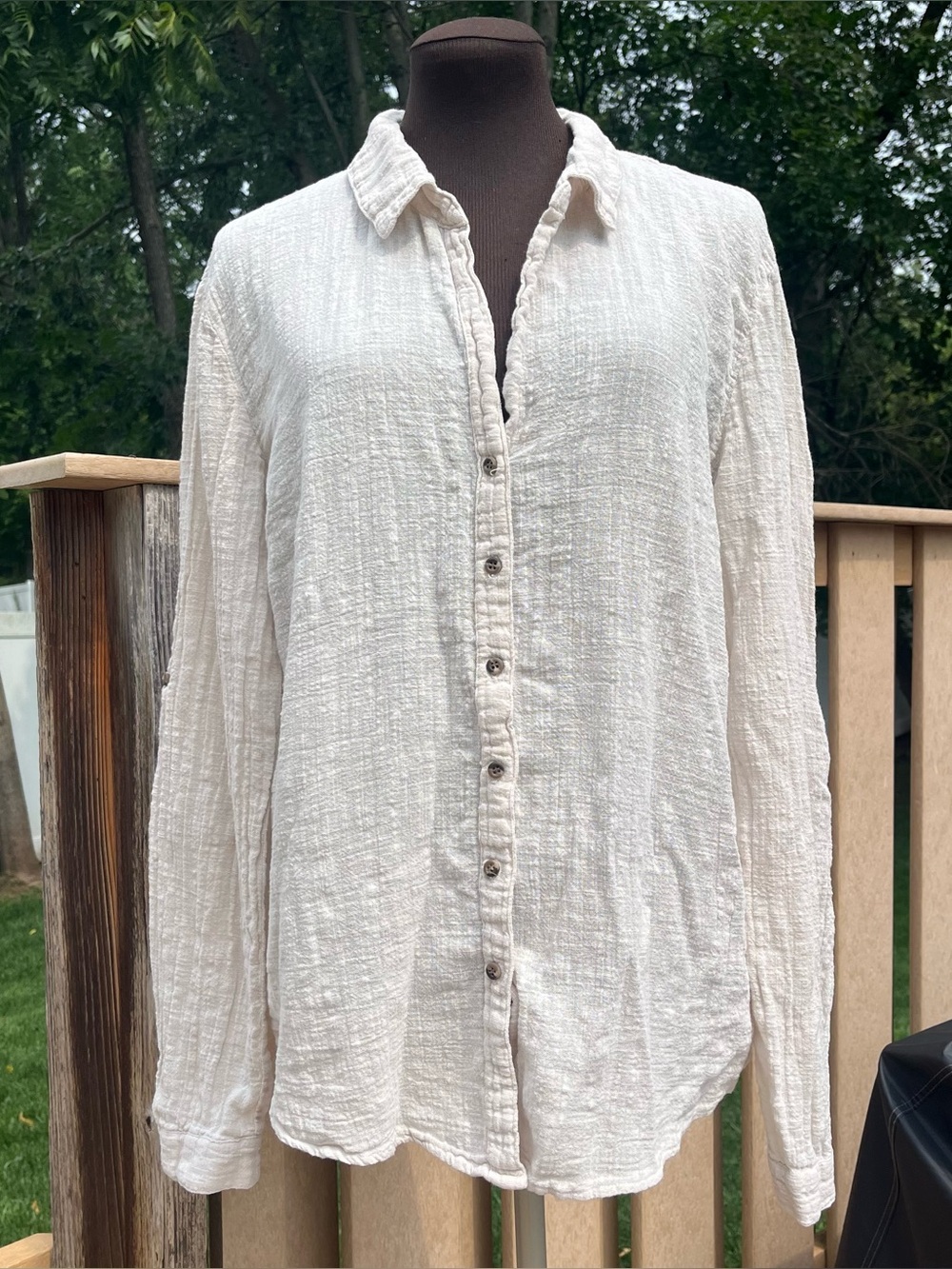 Wearables XCVI Cream Beige 100% Cotton Gauze Roll Tab Sleeve Button Down Shirt M